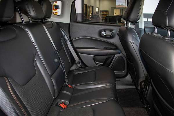 2018 Jeep Compass Limited M6