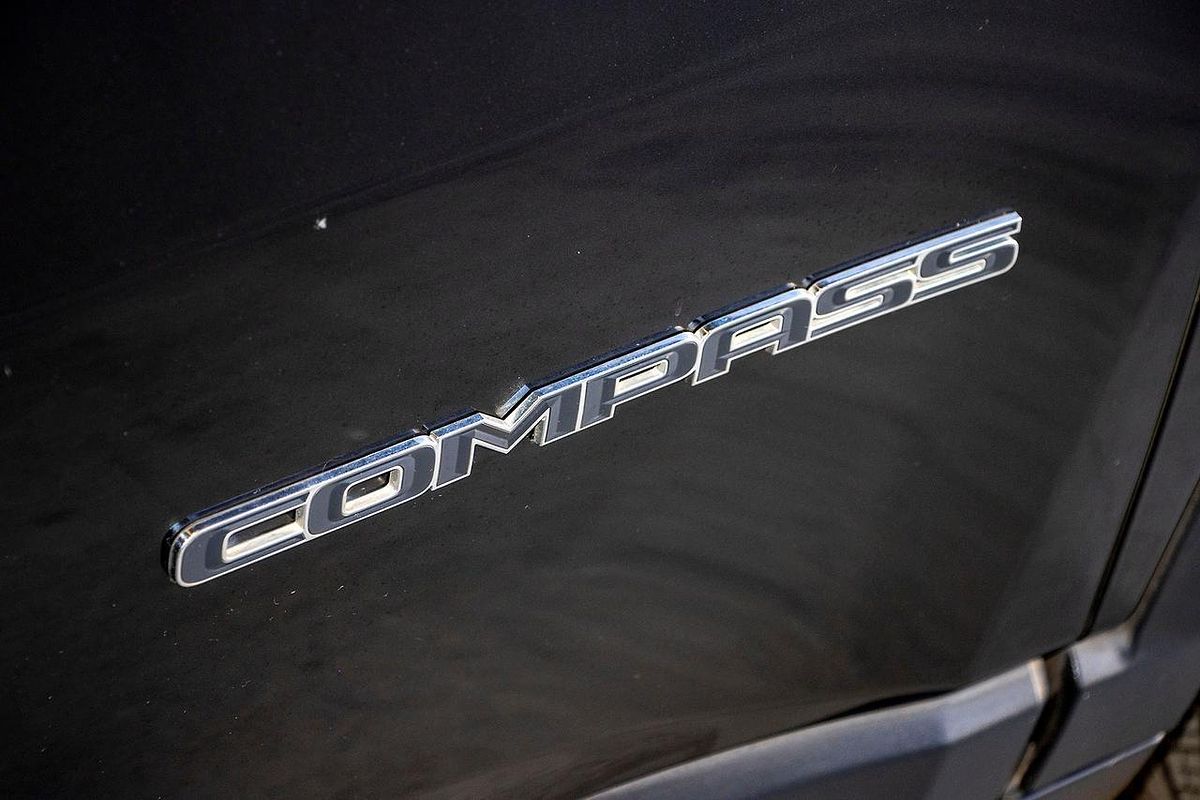 2018 Jeep Compass Limited M6