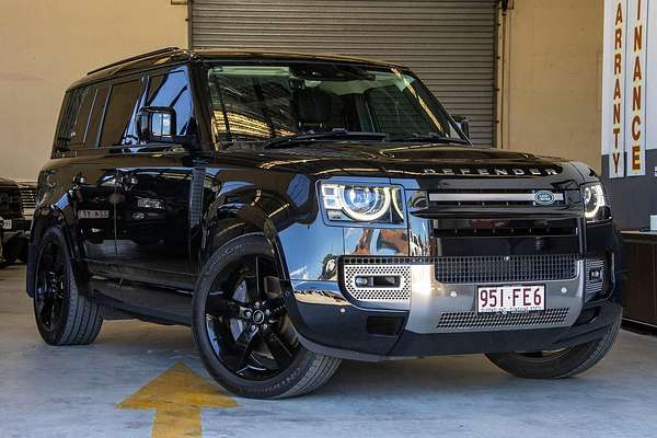 2022 Land Rover Defender 110 D300 SE L663