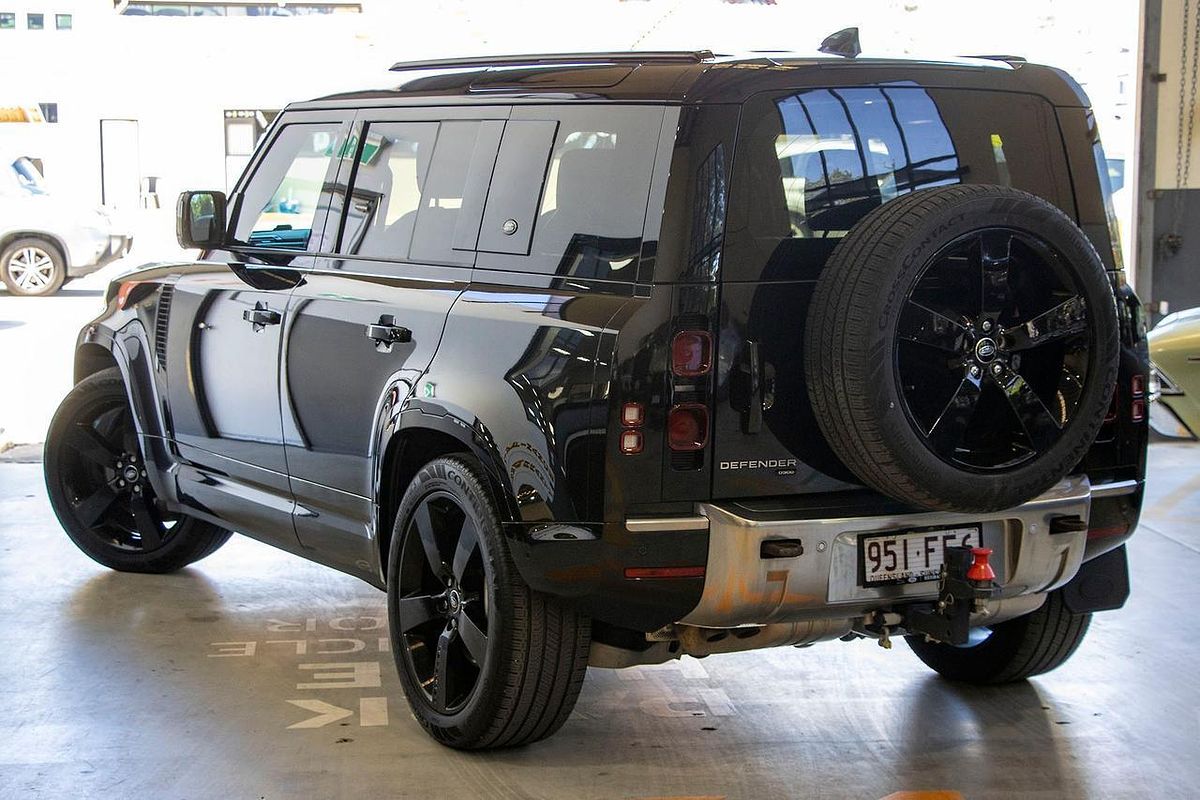 2022 Land Rover Defender 110 D300 SE L663