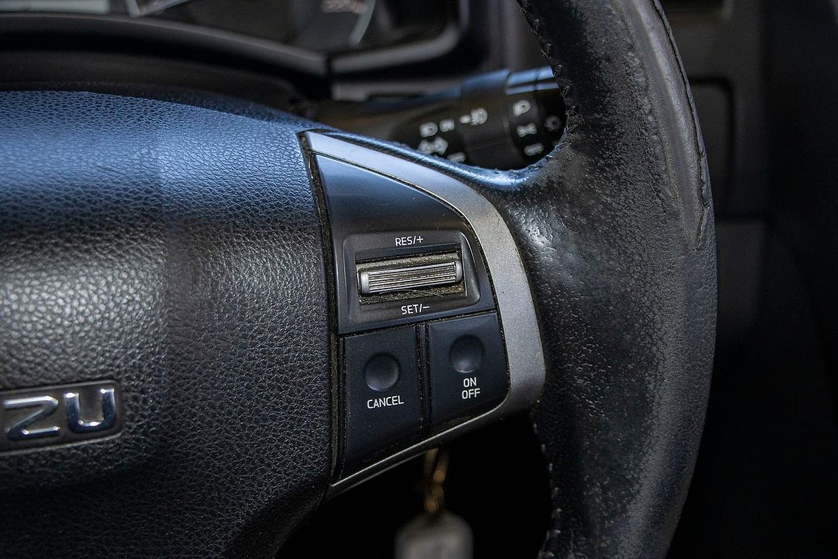 2014 Isuzu D-MAX SX High Ride Rear Wheel Drive