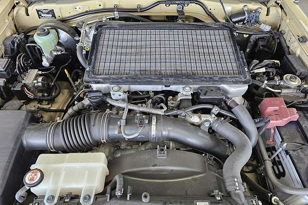 2021 Toyota Landcruiser GXL Troopcarrier VDJ78R