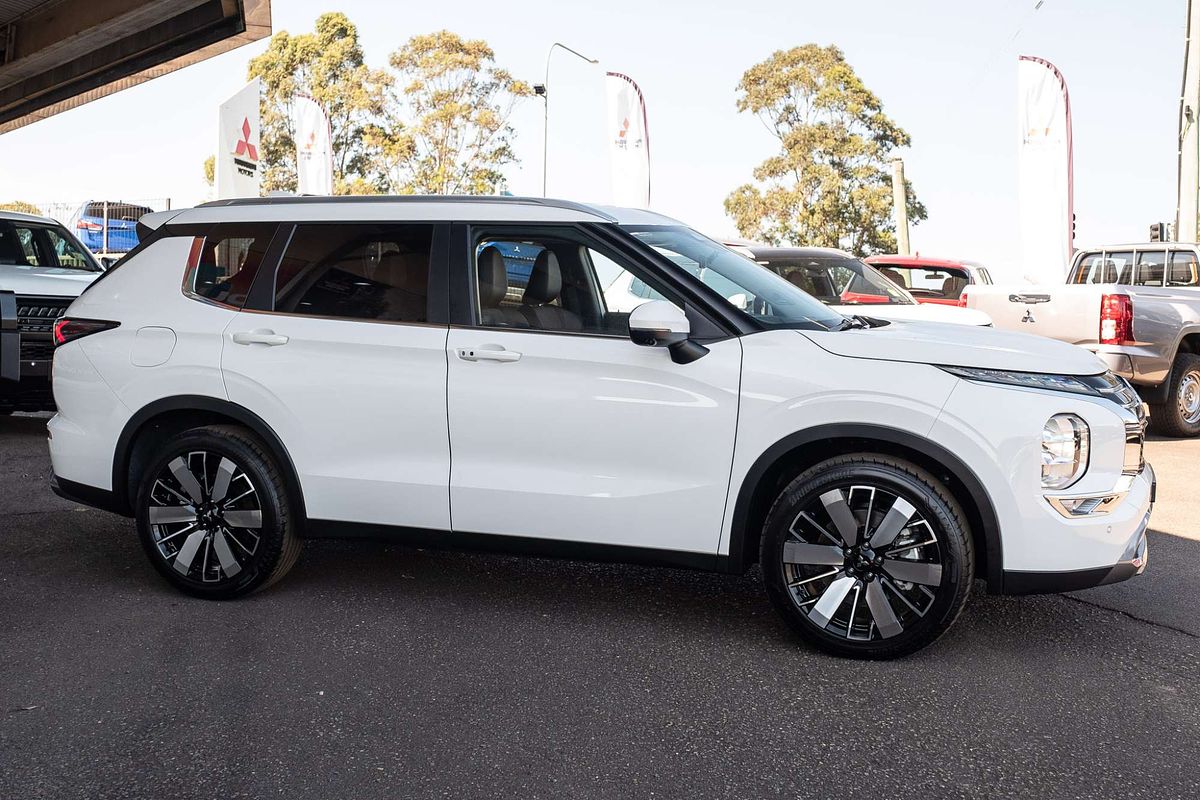 2025 Mitsubishi Outlander Aspire ZM