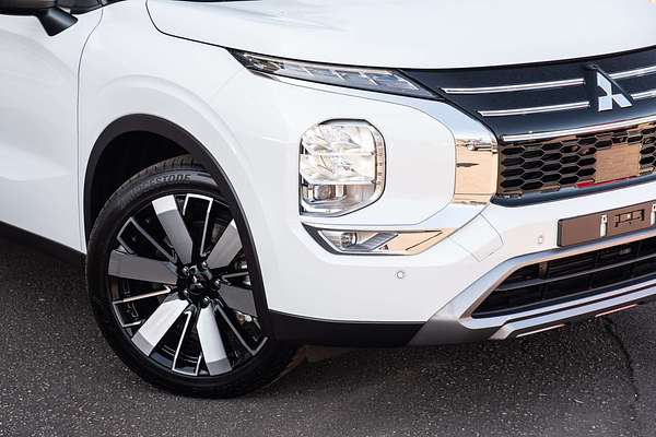 2025 Mitsubishi Outlander Aspire ZM