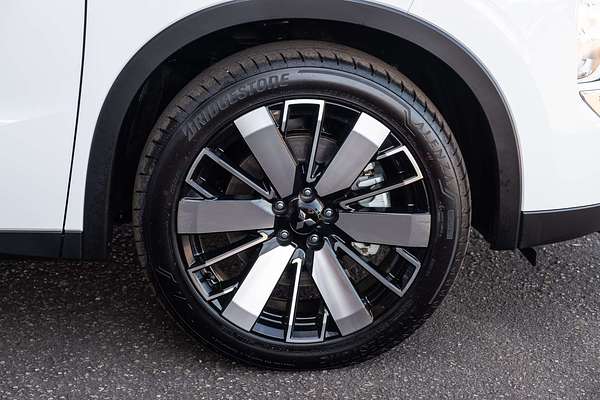 2025 Mitsubishi Outlander Aspire ZM