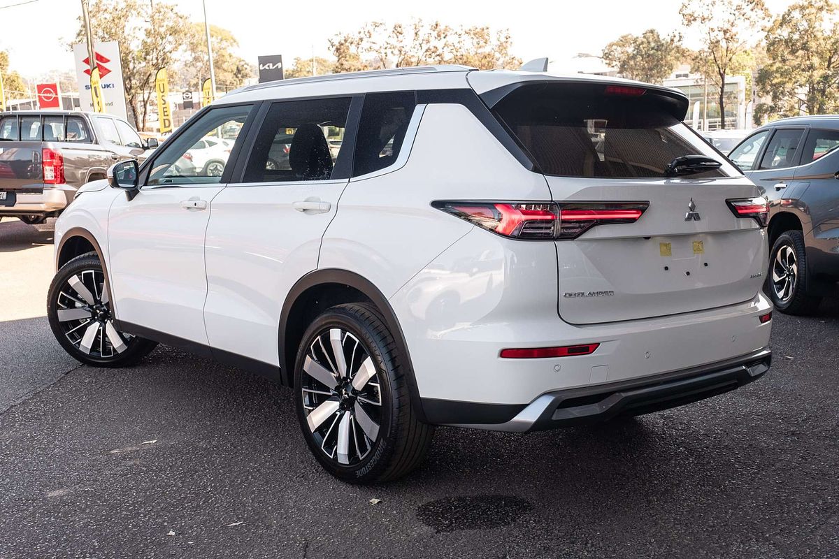 2025 Mitsubishi Outlander Aspire ZM