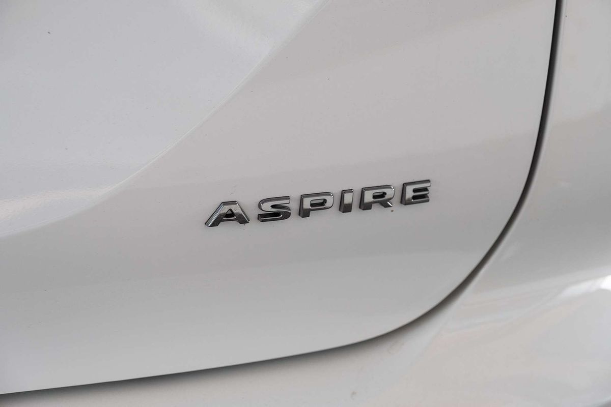 2025 Mitsubishi Outlander Aspire ZM
