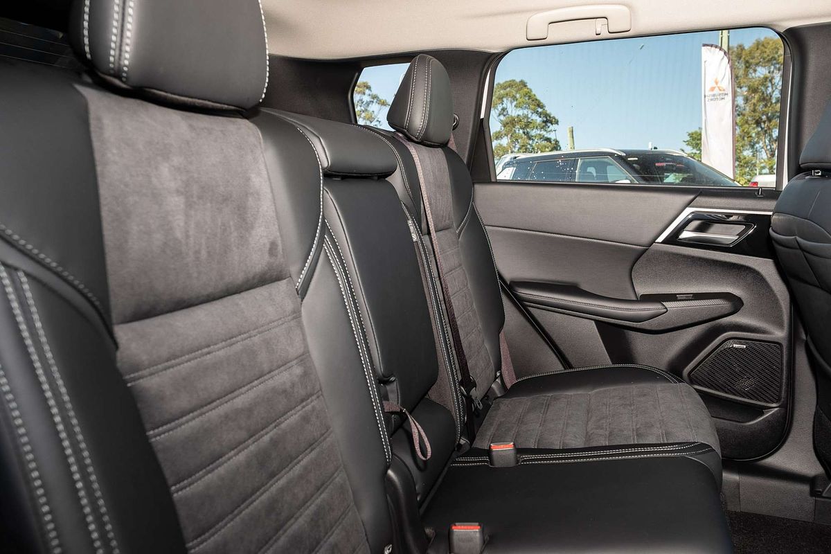 2025 Mitsubishi Outlander Aspire ZM