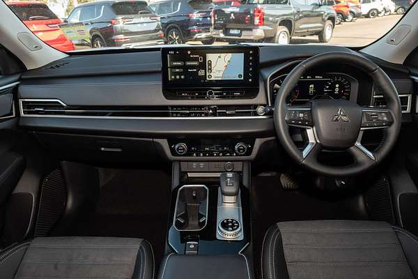 2025 Mitsubishi Outlander Aspire ZM