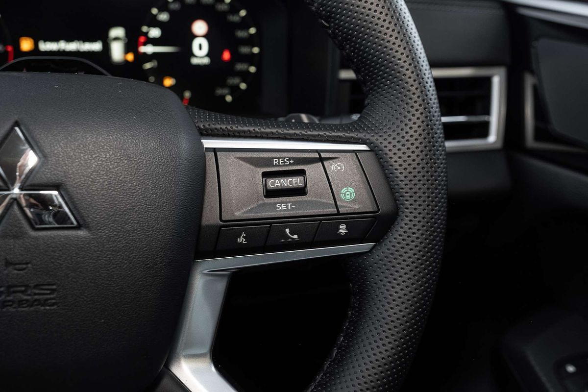 2025 Mitsubishi Outlander Aspire ZM