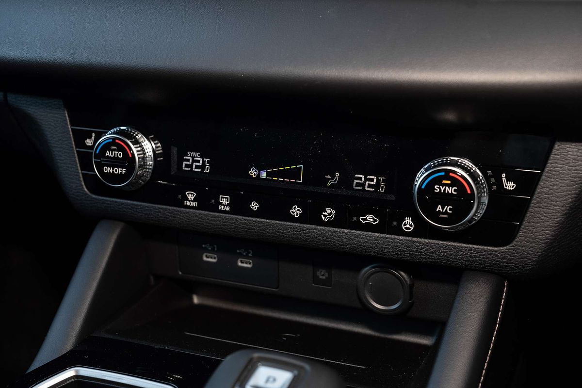 2025 Mitsubishi Outlander Aspire ZM