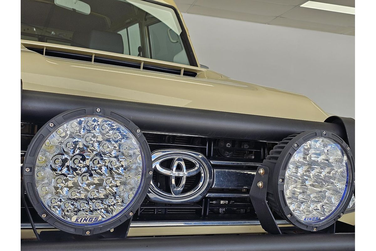 2021 Toyota Landcruiser GXL Troopcarrier VDJ78R