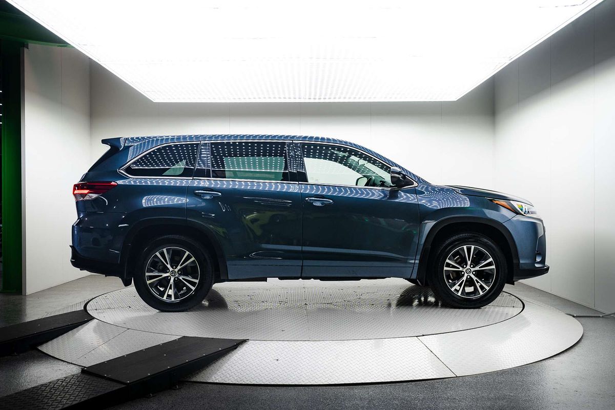 2017 Toyota Kluger GX GSU50R