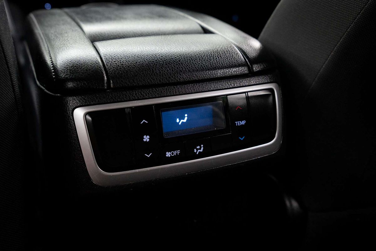 2017 Toyota Kluger GX GSU50R