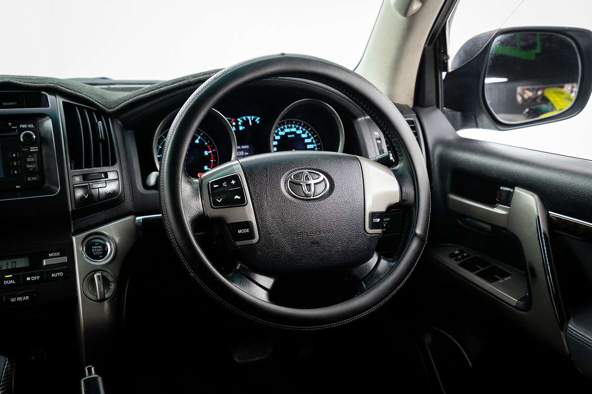 2011 Toyota Landcruiser VX VDJ200R