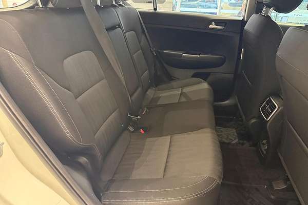 2020 Kia Sportage S QL
