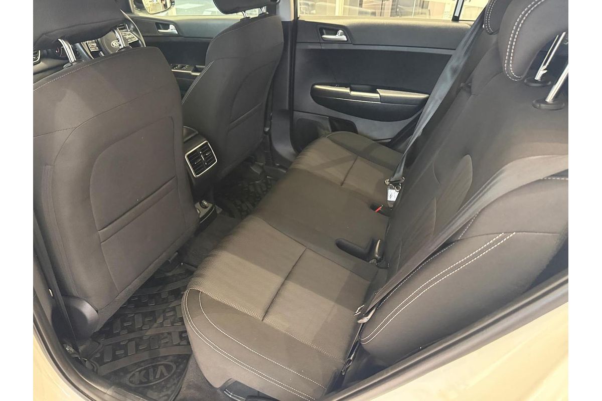 2020 Kia Sportage S QL