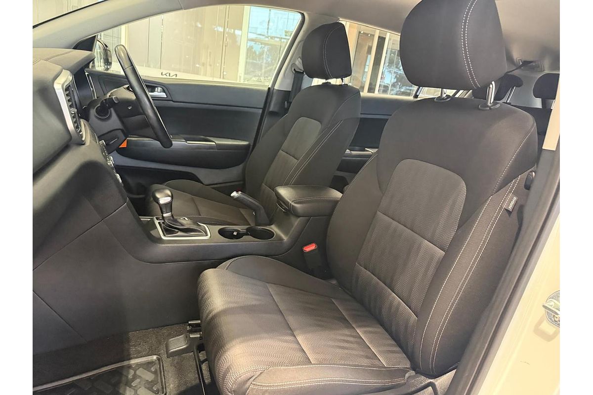 2020 Kia Sportage S QL