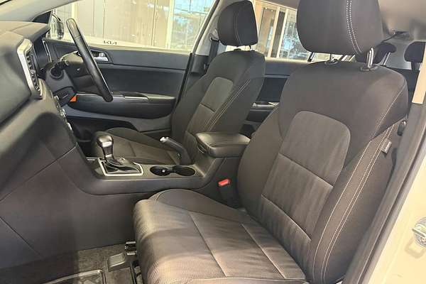 2020 Kia Sportage S QL