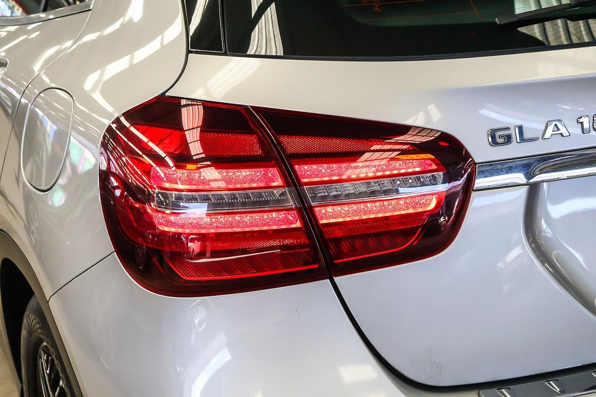 2018 Mercedes-Benz GLA-Class GLA180 X156