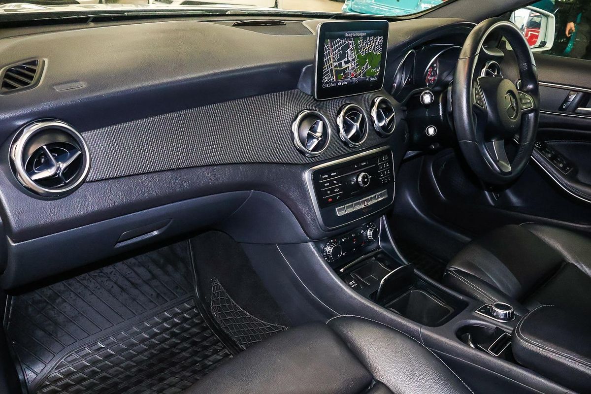 2018 Mercedes-Benz GLA-Class GLA180 X156