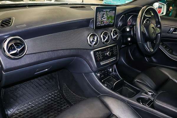 2018 Mercedes-Benz GLA-Class GLA180 X156