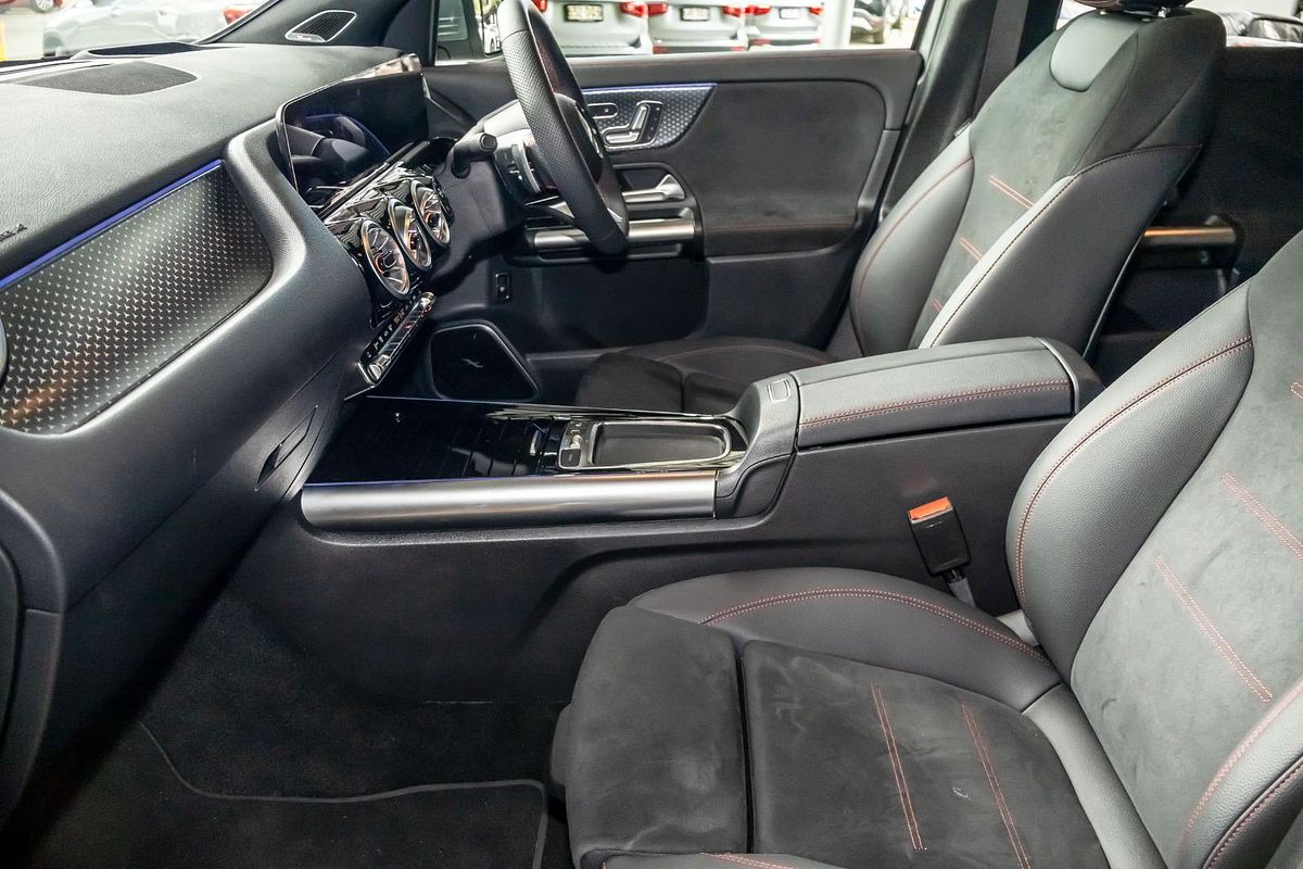 2024 Mercedes-Benz GLA-Class GLA200 H247