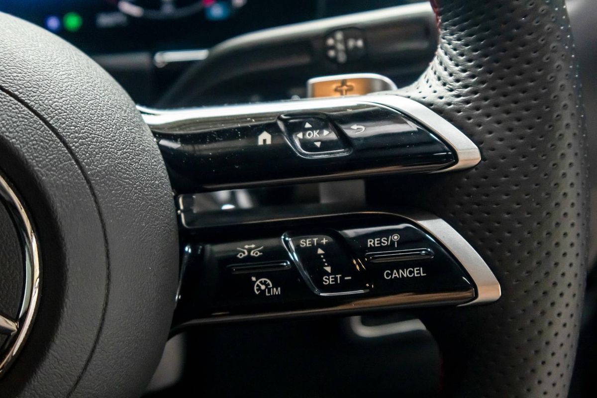 2024 Mercedes-Benz GLA-Class GLA200 H247