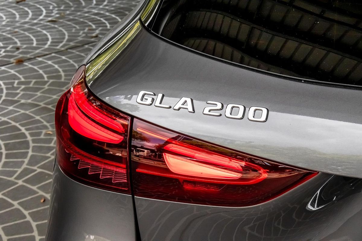 2024 Mercedes-Benz GLA-Class GLA200 H247