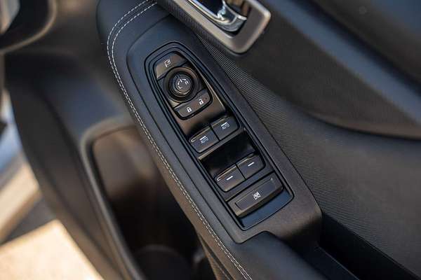 2023 Subaru Forester 2.5i S5