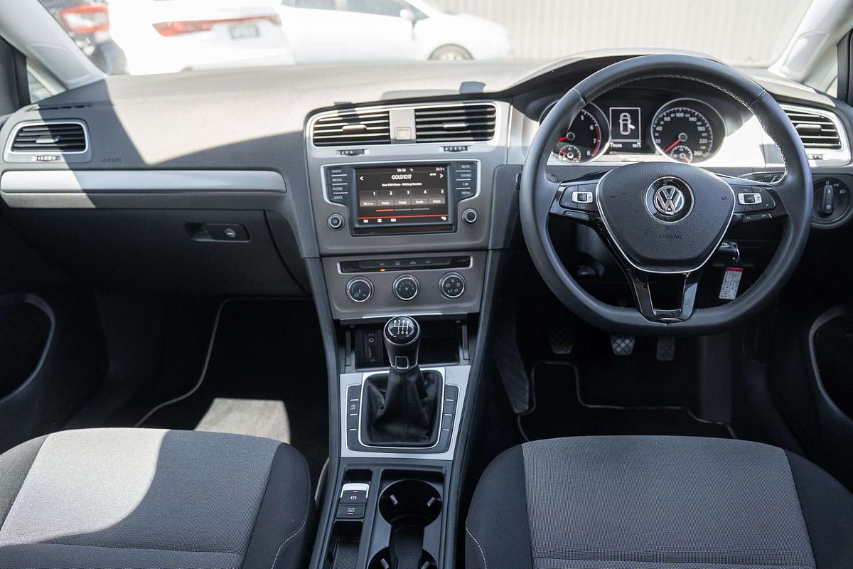 2015 Volkswagen Golf 92TSI 7