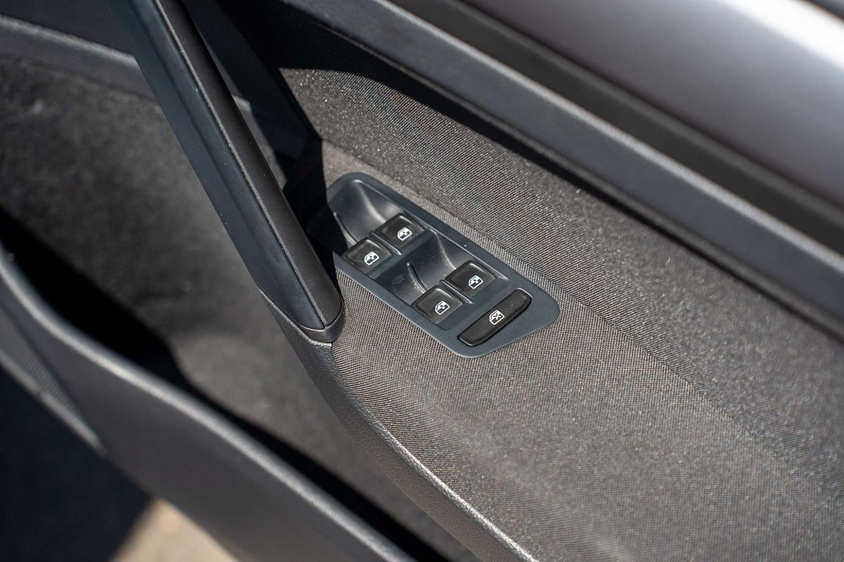 2015 Volkswagen Golf 92TSI 7