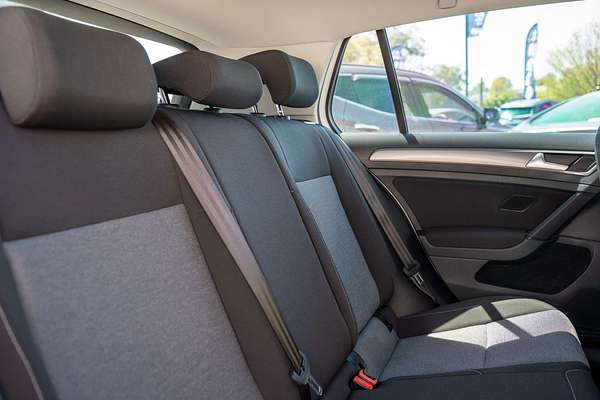 2015 Volkswagen Golf 92TSI 7