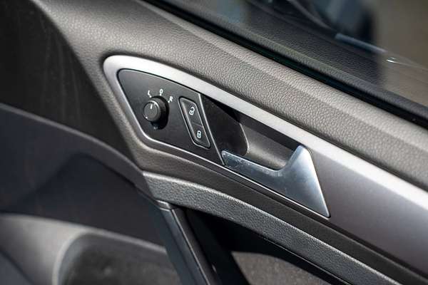 2015 Volkswagen Golf 92TSI 7