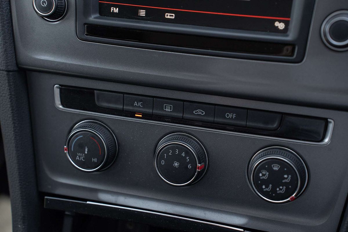 2015 Volkswagen Golf 92TSI 7