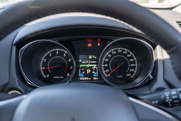 2022 Mitsubishi ASX Exceed XD