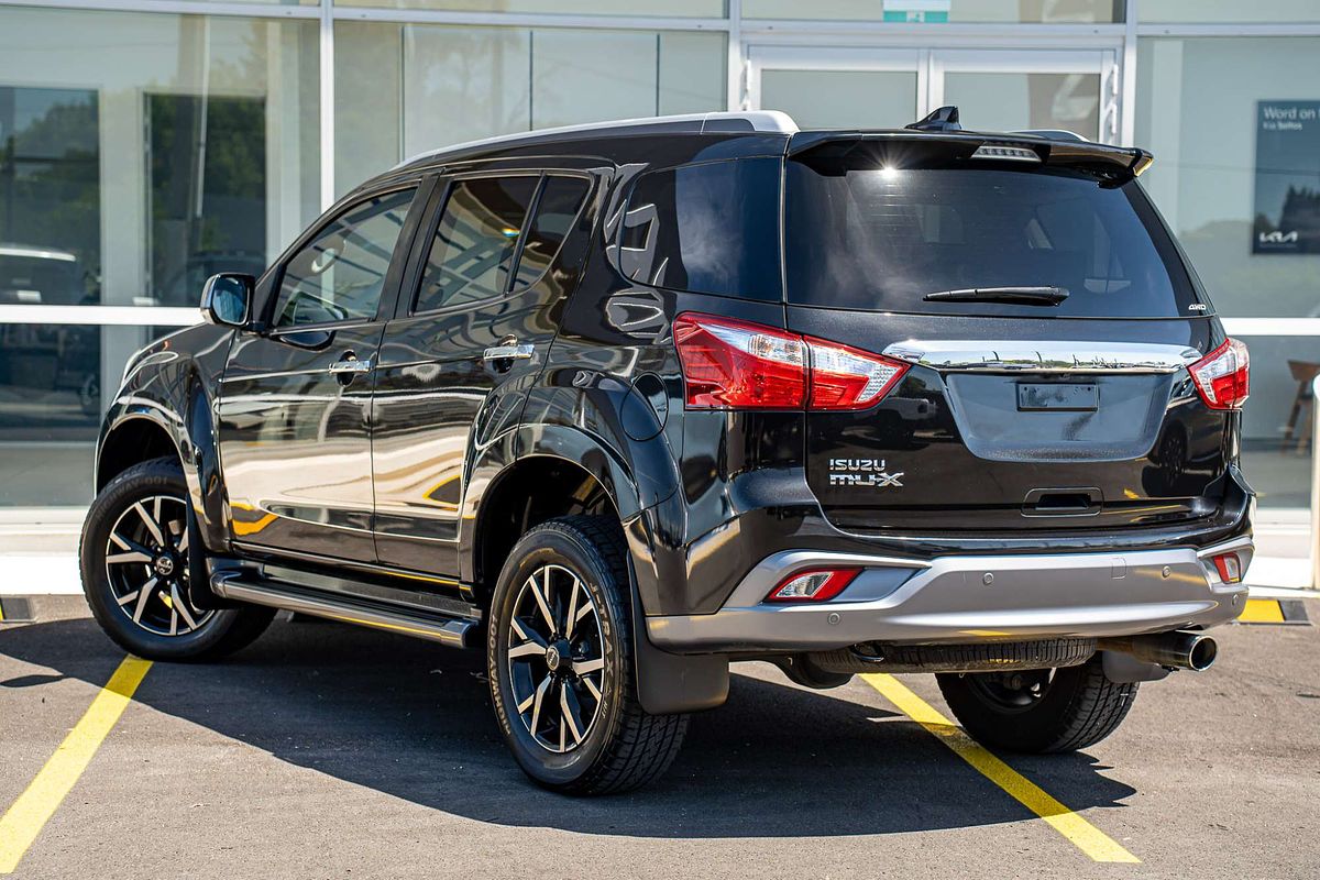 2019 Isuzu MU-X LS-T