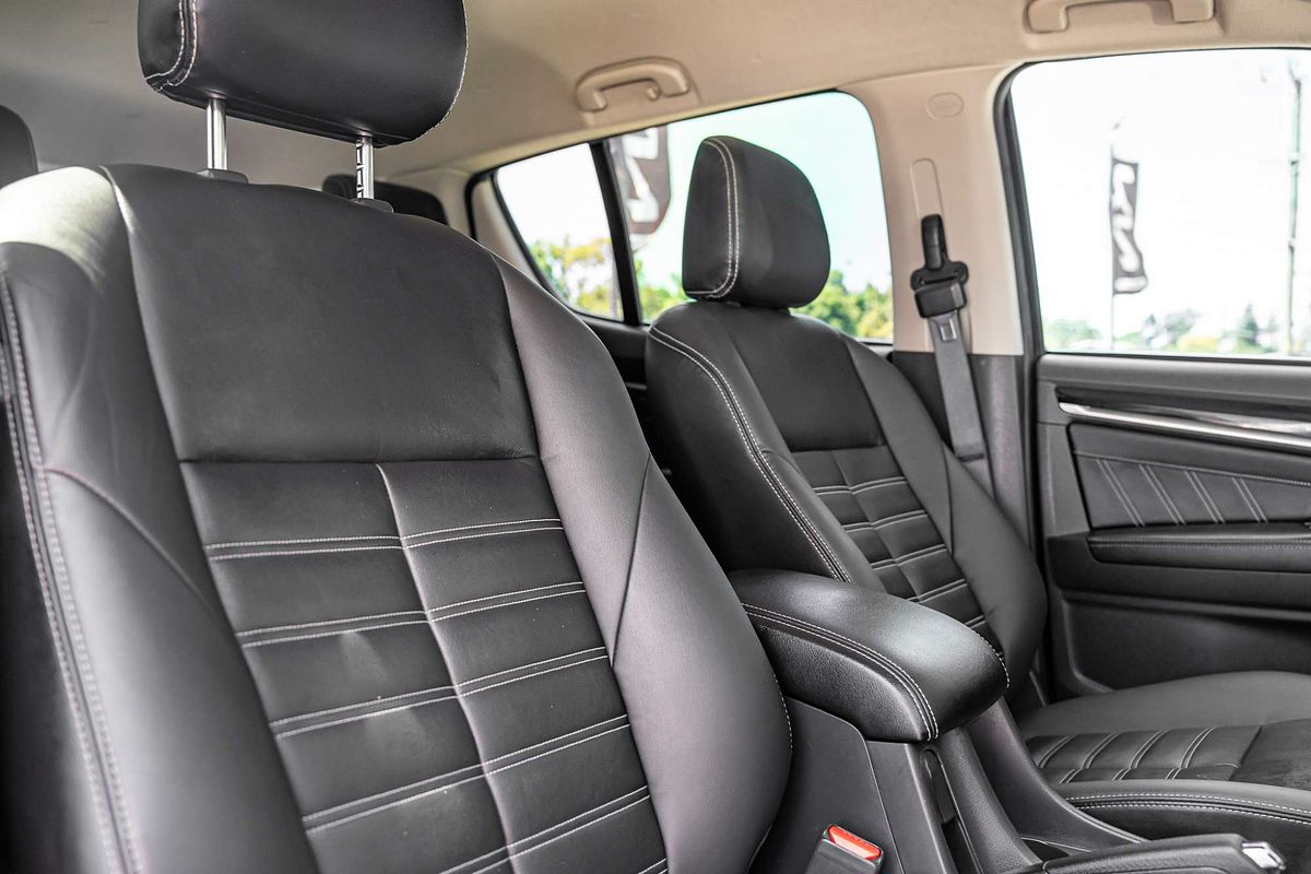 2019 Isuzu MU-X LS-T