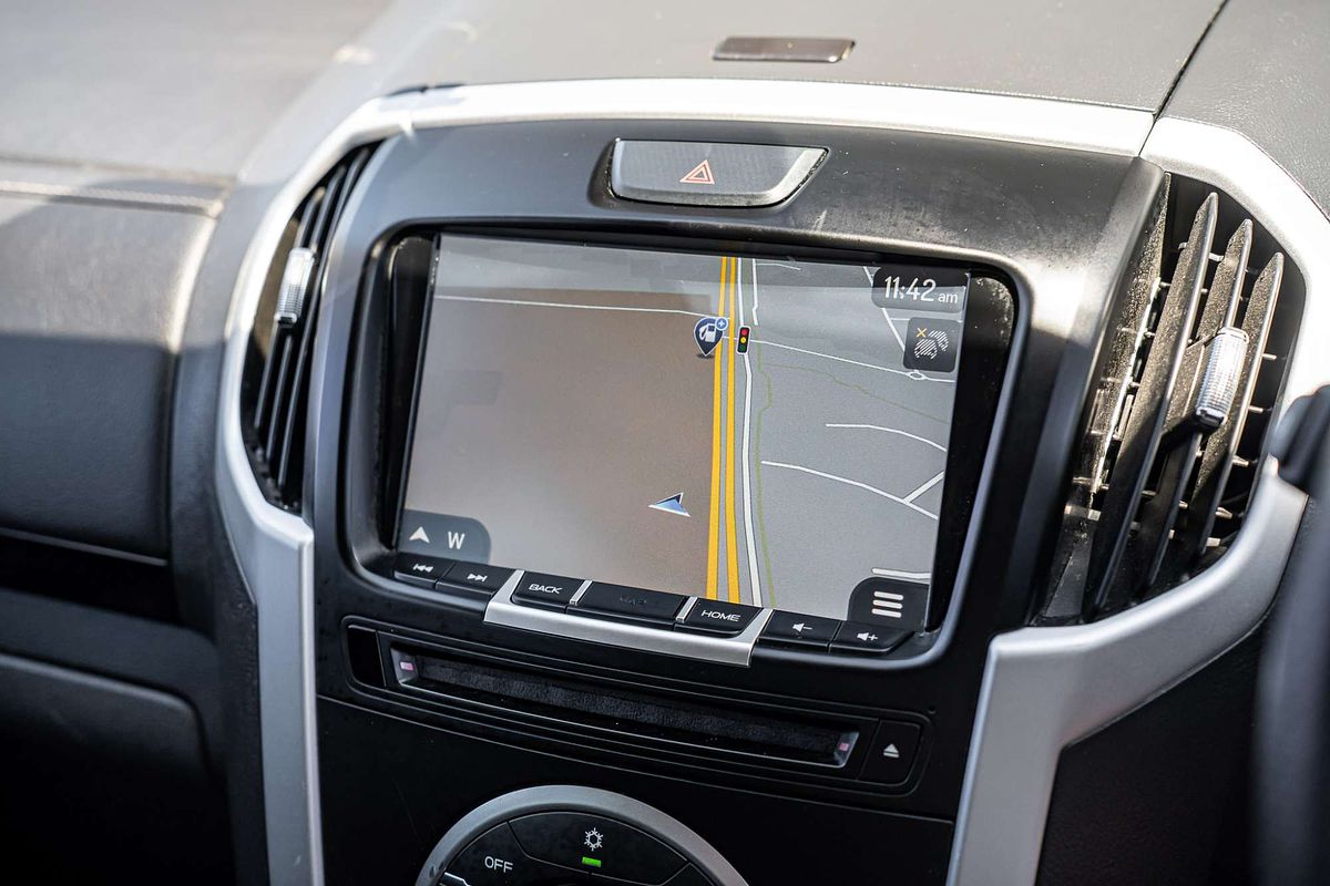 2019 Isuzu MU-X LS-T