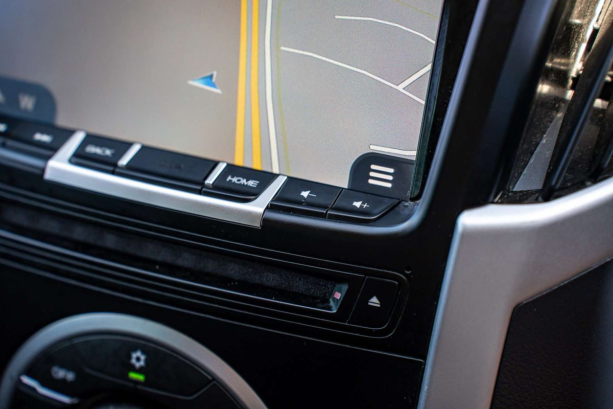 2019 Isuzu MU-X LS-T