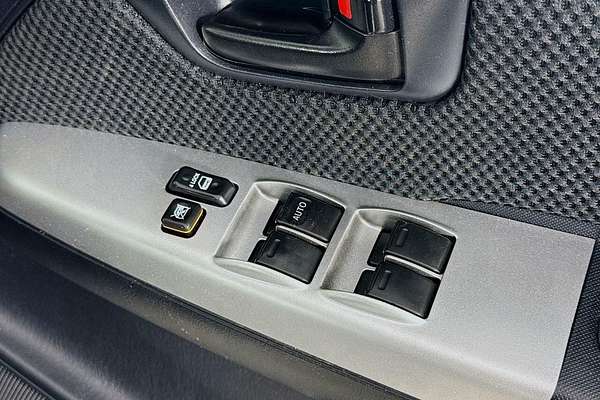 2015 Toyota Hilux SR5 KUN26R 4X4