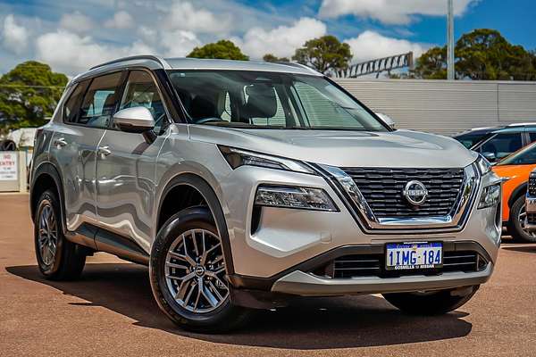 2025 Nissan X-TRAIL ST T33