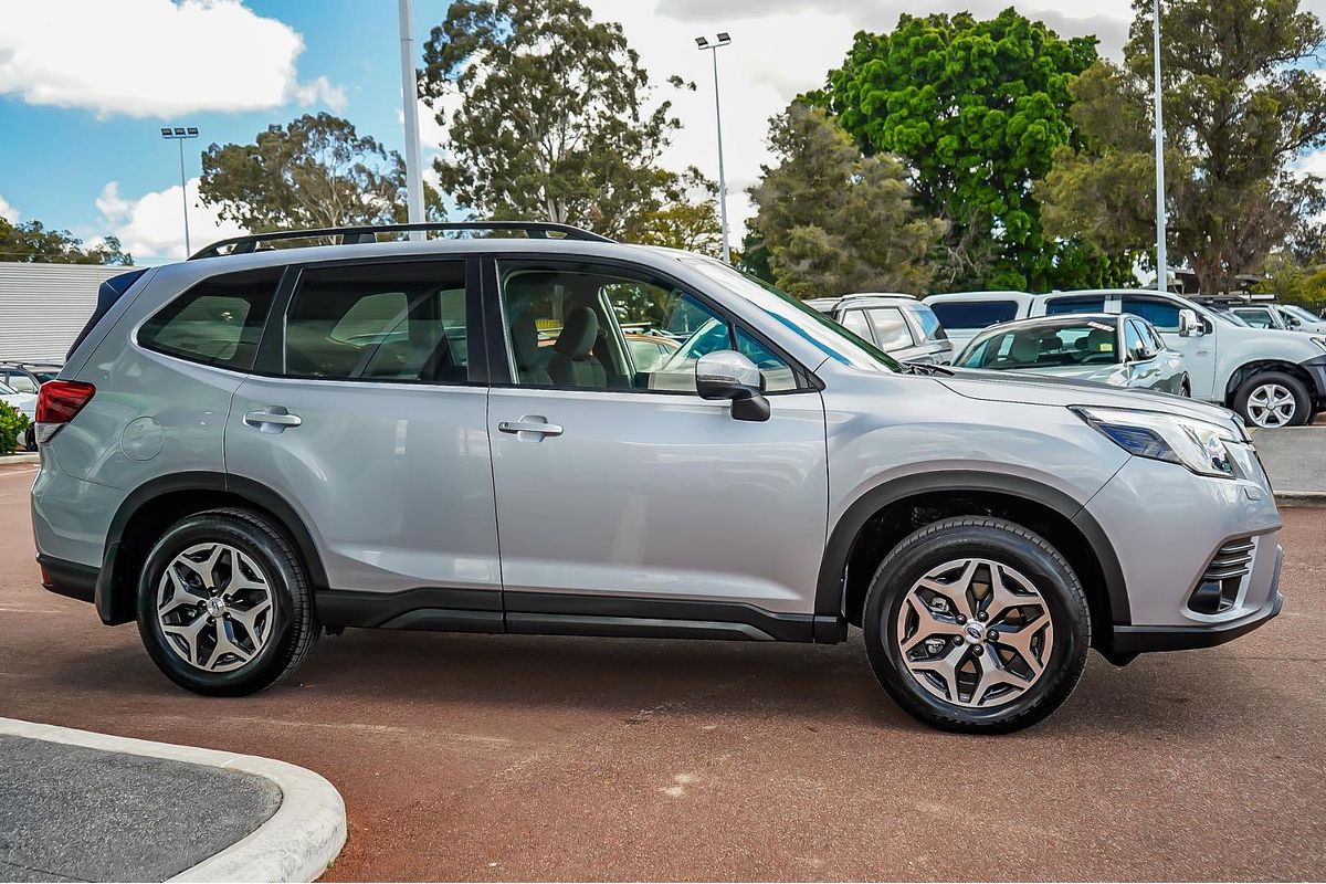 2024 Subaru Forester 2.5i S5