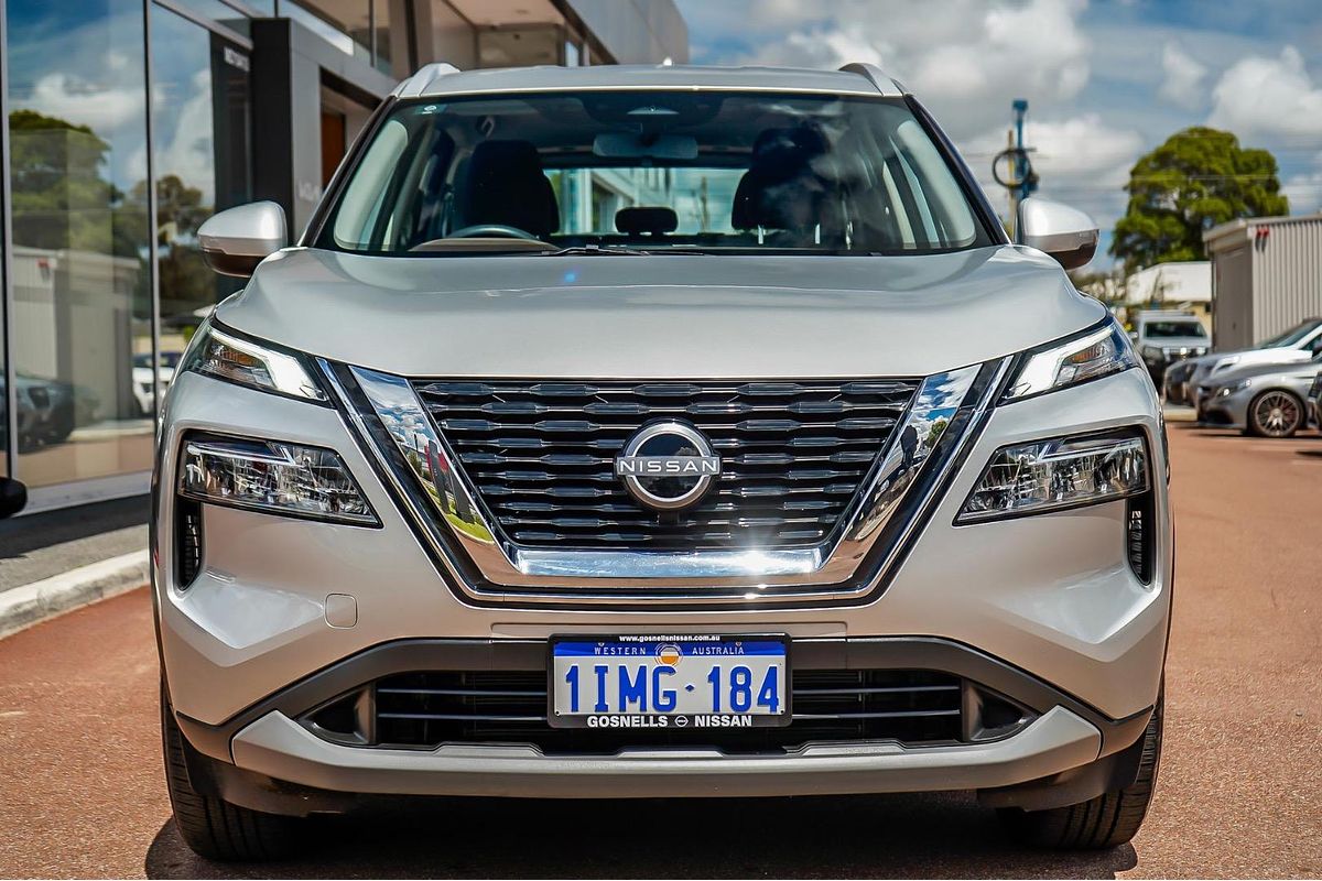 2025 Nissan X-TRAIL ST T33