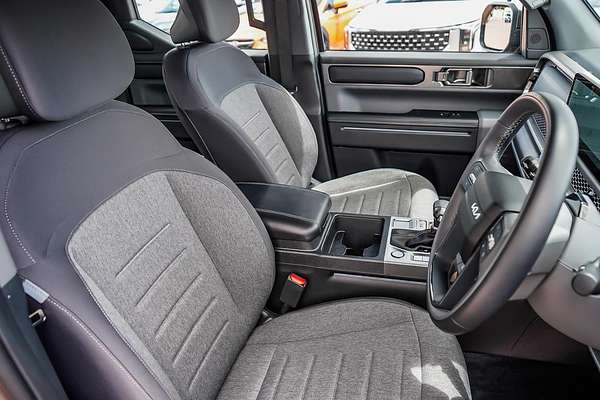 2025 Kia Tasman SX TK 4X4