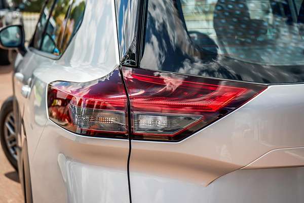 2025 Nissan X-TRAIL ST T33