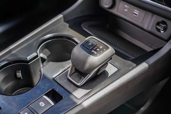 2025 Nissan X-TRAIL ST T33