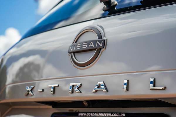 2025 Nissan X-TRAIL ST T33