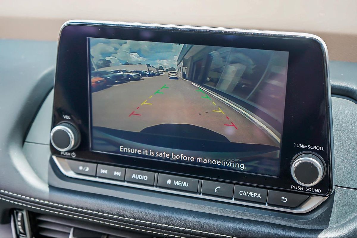 2025 Nissan X-TRAIL ST T33