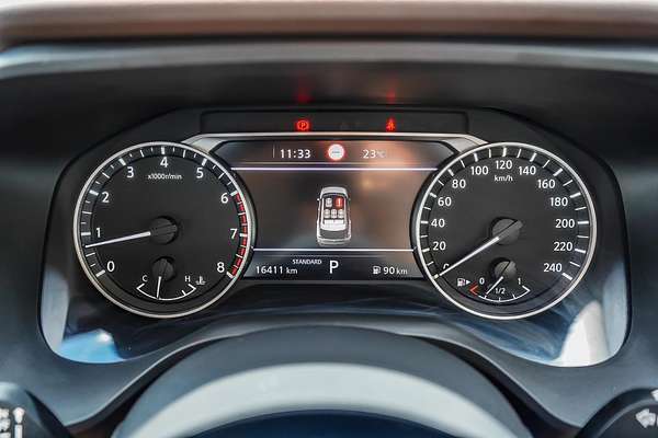 2025 Nissan X-TRAIL ST T33